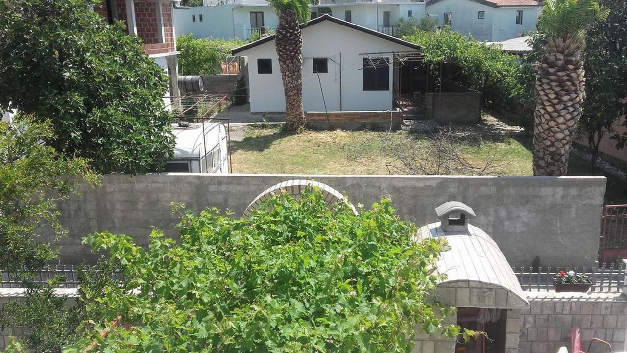Apartments Avdic Сутоморе Екстер'єр фото