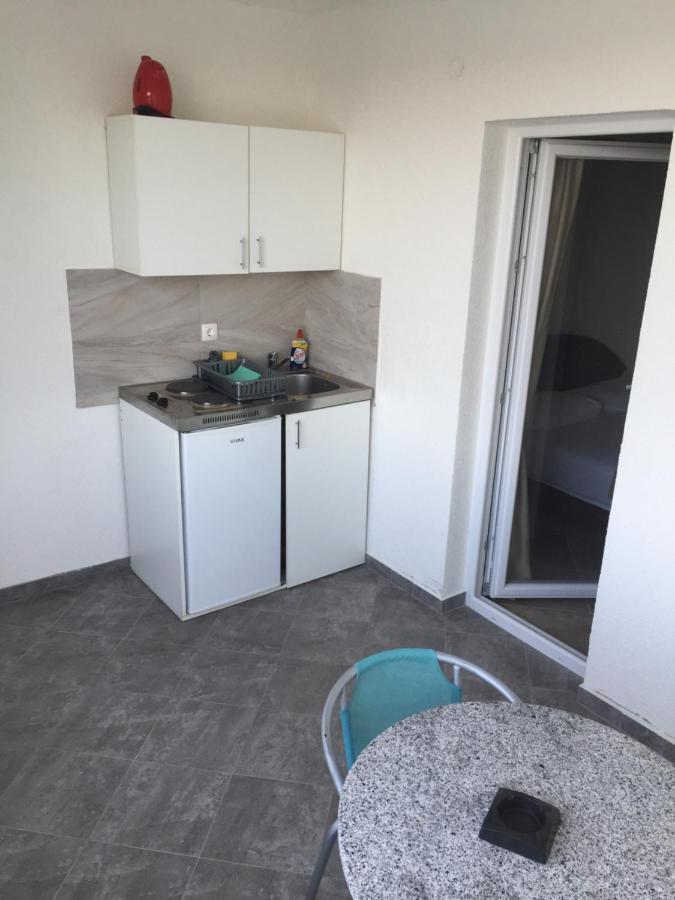 Apartments Avdic Сутоморе Екстер'єр фото